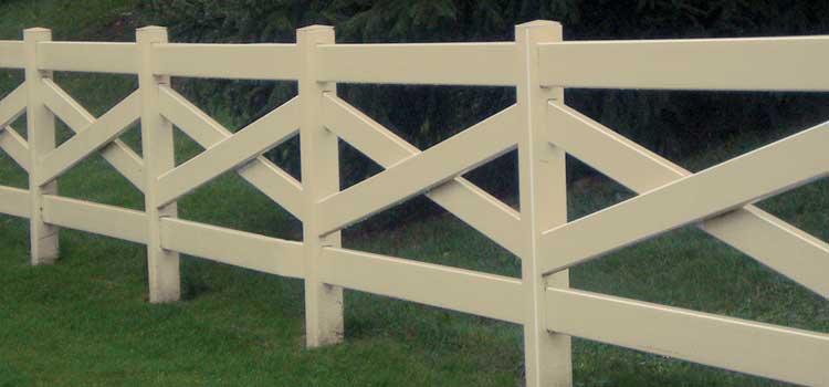 Crossbuck Style Decorative Fence