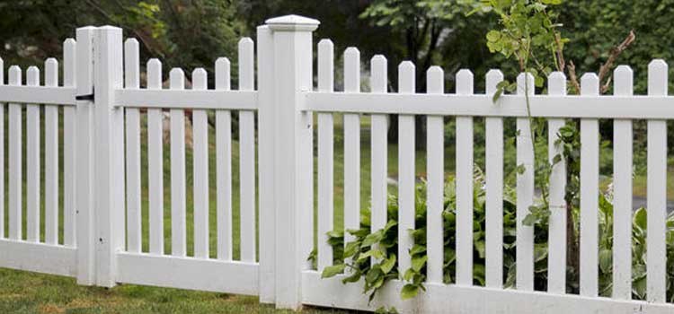 Silverbell Scallop Style Decorative Fence