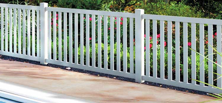 Greenbriar Style Pool Fence