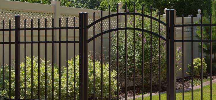 Marble Style Pool Fence